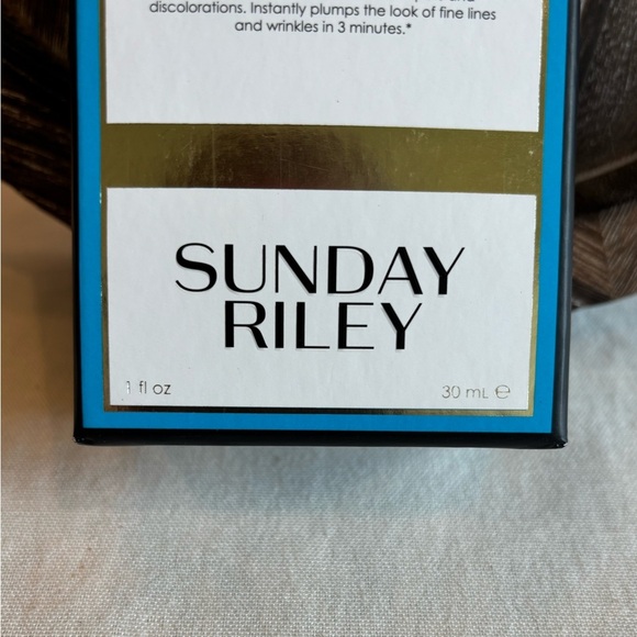 Sunday Riley Good Genes All-In-One Lactic Acid Treatment 1 fl oz • Exfoliate - Picture 10 of 12
